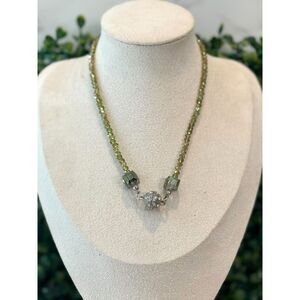 Crystal Necklace with Magnetic Pendant Closure